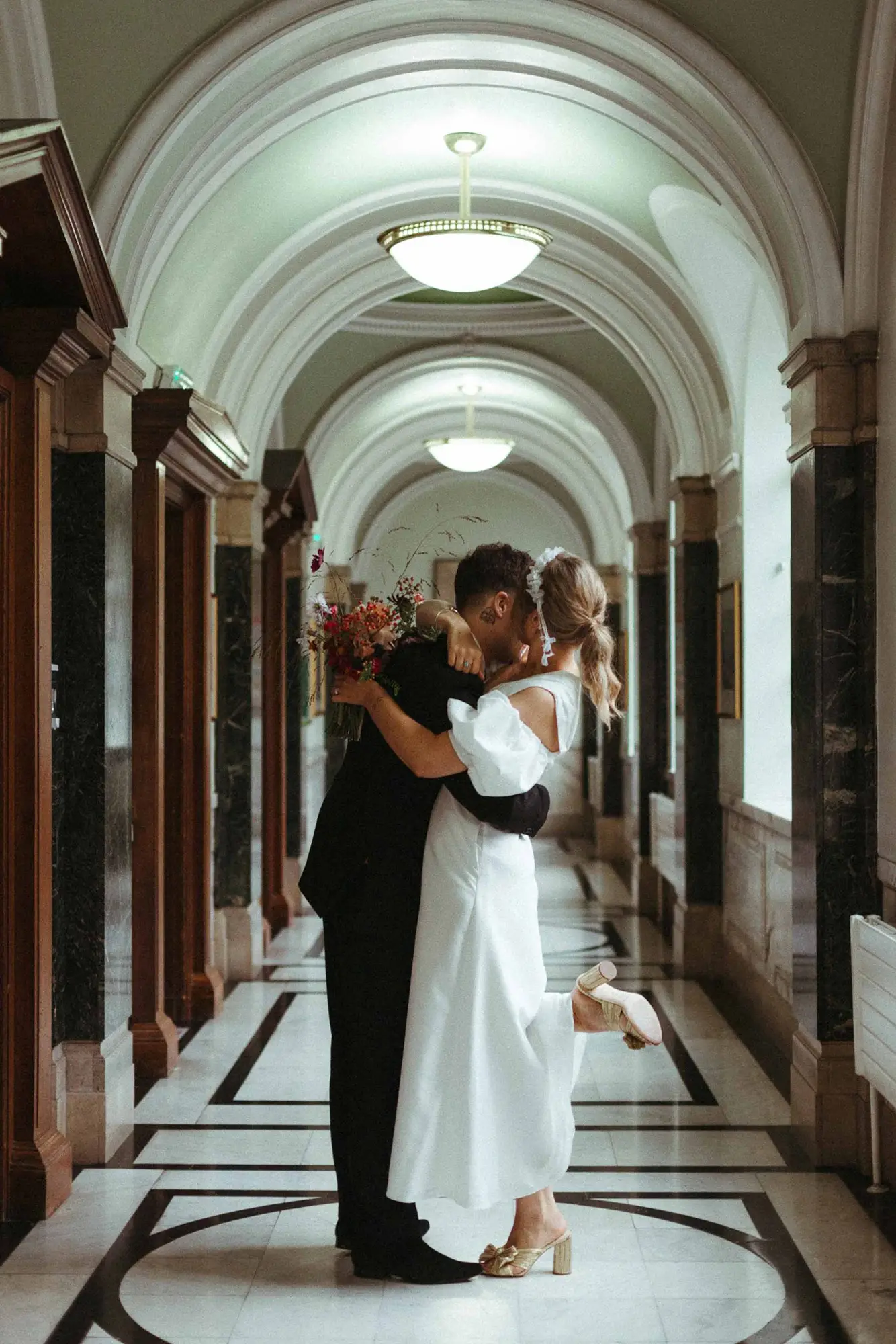 ANILARI ÖLÜSÜZLEŞTİRİN.